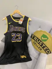 Nike Size Large Lebron James Earned Edition Los Angeles Lakers Black Nba Jersey