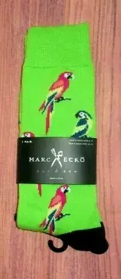 MENS MARC ECKO PARROTS TROPICAL GREEN CREW SOCKS (SHOE SIZE 6-12)