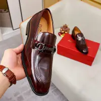 在飛比找Yahoo!奇摩拍賣優惠-熱銷#FERRAGAMO商務男鞋紅棕色開珠牛皮鞋