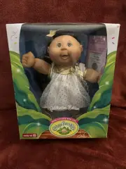2019 target exclusive cabbage patch kid celebration edition Dark Hair