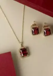 4.50Ct Emerald Lab Created Red Garnet Pendant/Earring Set 14k Yellow Gold Plated