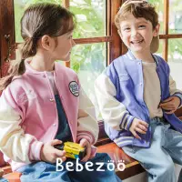 在飛比找momo購物網優惠-【BebeZoo】刺繡貼標徽章造型棒球外套(TM2308-5