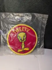 NOS VINTAGE TWEETY BIRD EMBROIDERED 3" PATCH SEALED! SYRACUSE PATCH YOUR THING