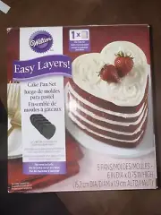 Wilton Easy Layers Heart Shape Cake Pan Set