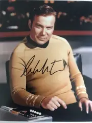 William Shatner Signed Star Trek Captain Kirk 8x10 Photo With COA (b)