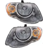 Fits 05-07 Chry Town & Country w/ 119" wheelbase L&R Headlamps Set (for: Chrysler)