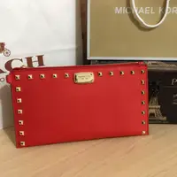 在飛比找旋轉拍賣優惠-MICHAEL KORS 金色卯釘手拿包