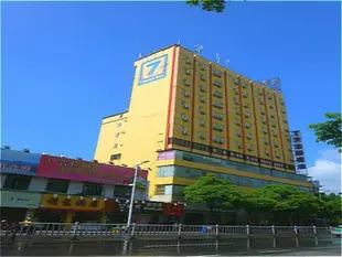 7天連鎖酒店肇慶七星牌坊天寧廣場店7 Days Inn Zhaoqing Seven Star Memorial Archway Tianning Plaza Branch