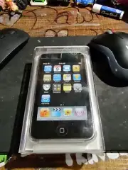 BRAND NEW Apple iPod Touch, 2nd Generation, 8GB, Model: A1288, End Of Days Tech!