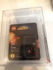 LEGO SDCC 2016 Atom MINIFIGURE AFA 8.5(NEAR MINT+)