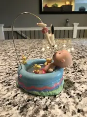 Hallmark Peanuts Charlie Brown & Snoopy Pool Summer Great Times Figurine NIB