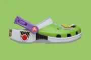 ✅Crocs Classic Buzz Lightyear US8-12 IN HAND ✅FREE EXPRESS SHIPPING