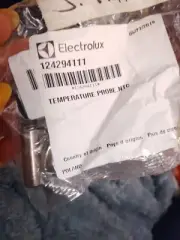 OEM Frigidaire 124294111 Dryer Temperature Probe - (B43)
