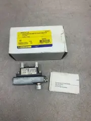 NEW IN BOX SQUARE D OPEN POSITION SWITCH LEVER ARM TYPE 9007 AO16 SERIES D