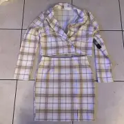 No boundaries Plaid Fashion Blazer With Skirt .Size M