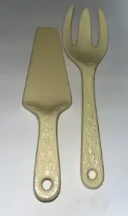 New Fiesta China Specialties Ivory Fork Cake Pie Server