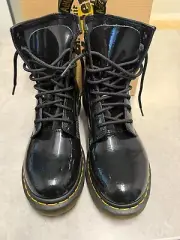 Dr. Martens Women's 1460 Patent Leather Combat Boots Size 8 NWOB