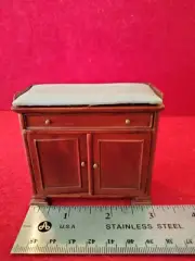 Dollhouse Bespaq Changing Table Mahogany Inch Scale