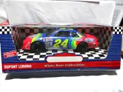 Ertl White Rose Collectibles Jeff Gordon #24 1/18 Scale Dupont Chevy Lumina Bank