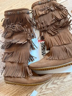 NIB 5 Layer Fringe Leather Minnetonka Women's Boots, Bohemian Festival Cowboy