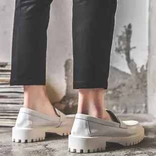 厚底白色韓版發型師英倫豆豆鞋