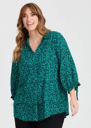[TS] Taking Shape Natural Abstract Everglade Top Size 14 in Print, Viscose - Plus Size Women's Clothing Print