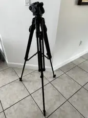Manfrotto 546BK + 501HDV Tripod