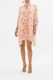 HIGH NECK CUT OUT DETAIL SHORT KAFTAN TEA WITH TUSCHINSKI