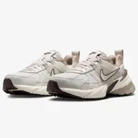 在飛比找momo購物網優惠-【NIKE 耐吉】Nike V2K Run 奶茶可可棕 FD