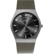 Bering Ladies Watch Wristwatch Titan Slim Classic - 11935-079 Leather