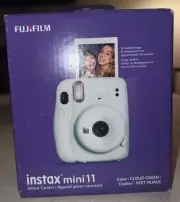 Fujifilm Instax Mini 11 Instant Camera - Green