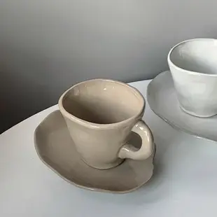 咖啡杯子 韓式創意純色不規則咖啡杯 復古陶瓷咖啡杯碟牛奶杯馬克杯下午茶 免運