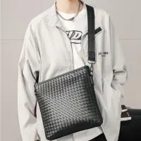 在飛比找momo購物網優惠-【MoonDy】方包 男生包包 編織包 斜背包 單肩包 韓國