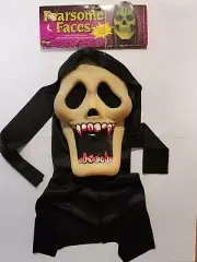 Tagged Funworld Glow In Dark Vampire Skull Bloody Teeth