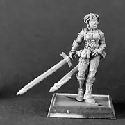 Reaper Miniatures Saramonde, Crusaders Chronicler 14299 Crusaders Unpainted Mini