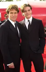 Willem Dafoe and son at The 73rd Annual Academy Awards - Arrivals - Old Photo