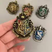 Gryffindor Hufflepuff Ravenclaw Slytherin Badge Brooch Harry Potter House Pins