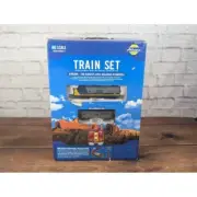 Athearn HO Scale Train Set CSX Locomotive Freight Car Power Pack & Track