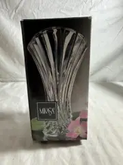 MIKASA FLORES CLEAR Cut Crystal BUD VASE Fan Shape 8" Discontinued 1999-2005