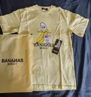 Bananas Monkey T-shirt Yellow Youth Size L