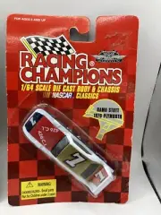 RACING CHAMPIONS NASCAR CLASSICS RAMO STOTT #7 1970 PLYMOUTH 1/64 SCALE New