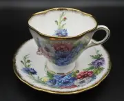 VTG CLARENCE England Bone China Floral Tea cup/saucer Set Gold Trim MINT!