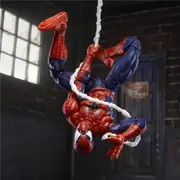 Marvel - Legends Maximum Series: Spider-Man Figure