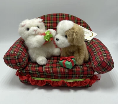 Russ Caress Soft Pets Christmas Dog Cat Puppy Kitten Present Couch with Tag
