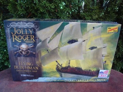 Flying Dutchman Ghost Pirate Ship Kit- 1:130 scale by Lindberg #HL218/12 NIB