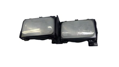 FITS 93 CHEVROLET BERETTA & CORSICA HEADLAMP 16518281 - NEW OEM