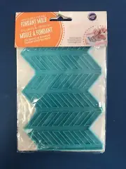 Wilton fondant And Gum Paste Mold Geometric Silicone Turquoise