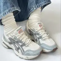 在飛比找蝦皮購物優惠-（242）ASICS Gel-1090 CREAM/GRAY