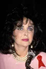 Elizabeth Taylor at Cirque du Soleil Saltimbanco Press Confe - 1992 Old Photo 6