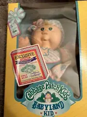 cabbage patch babyland doll